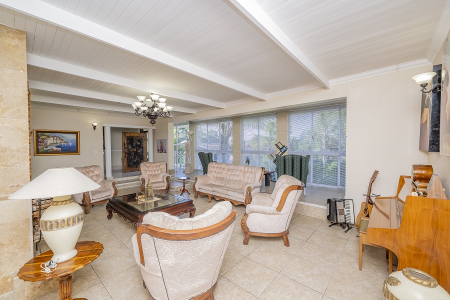 8 Bedroom Property for Sale in Brackenfell South Western Cape